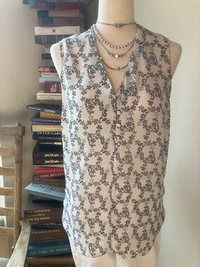 Adrianne Papell Sleeveless Sheer Blouse  Size Large